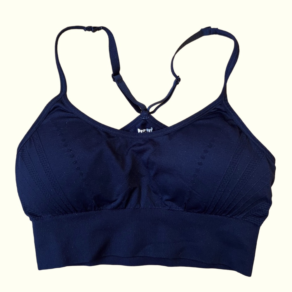 Pro-Fit Seamless Removable Pads Adjustable Sports Bra in Black Size Small
